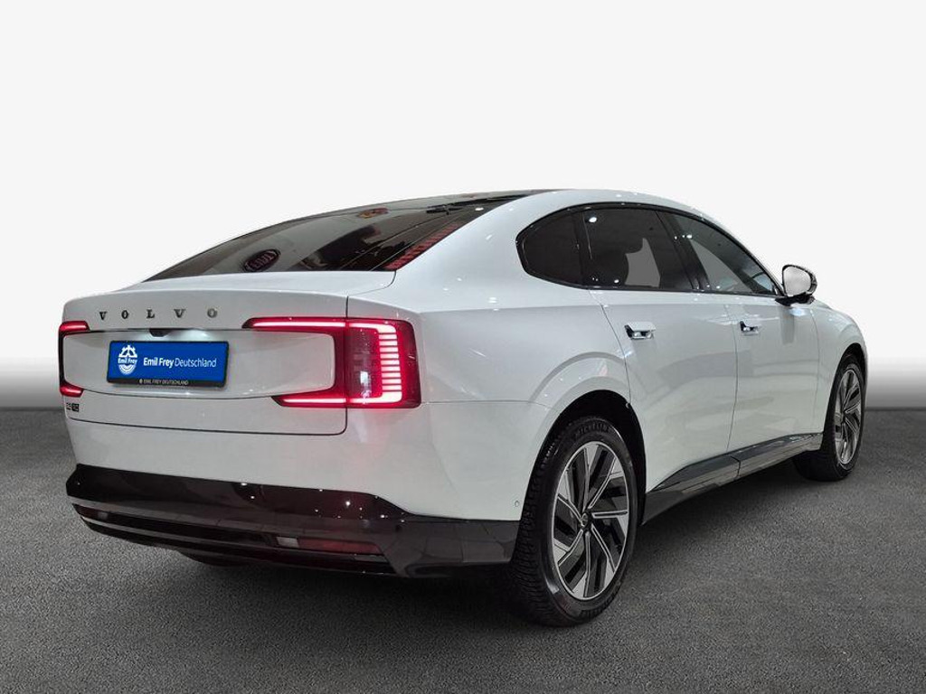 Volvo ES90