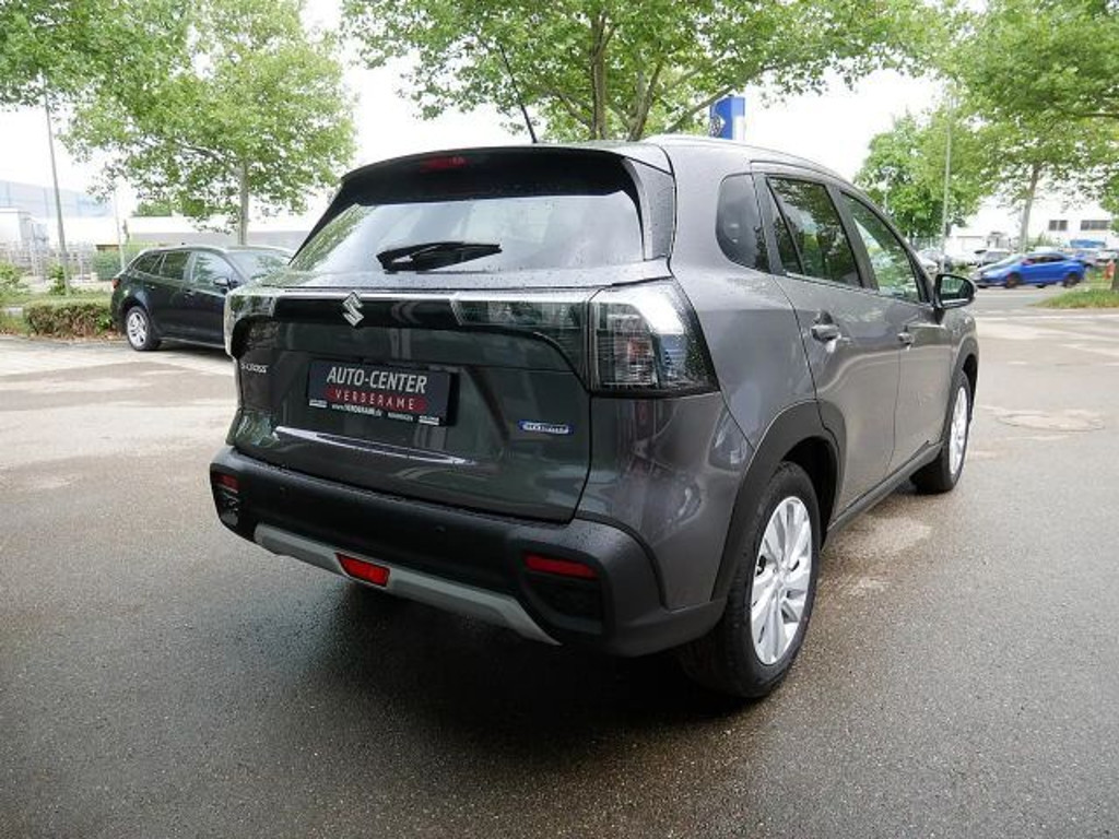 Suzuki S-Cross