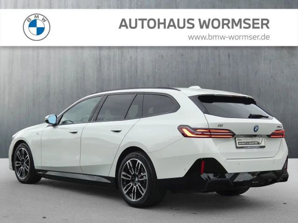 BMW i5