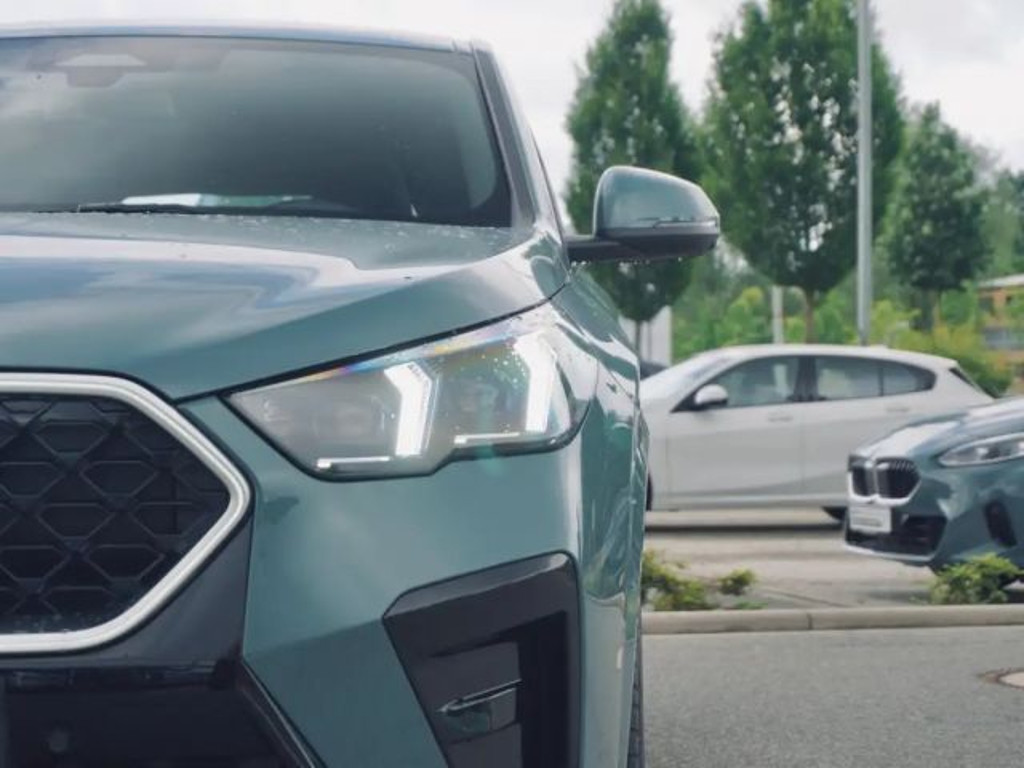 BMW X2