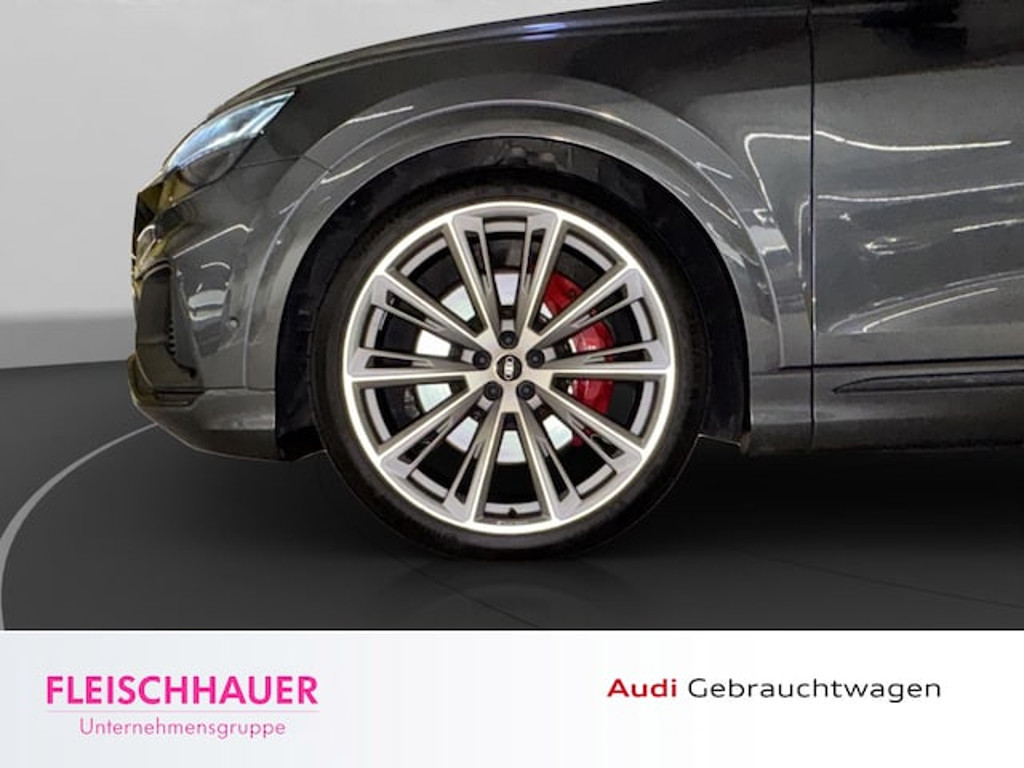 Audi SQ8