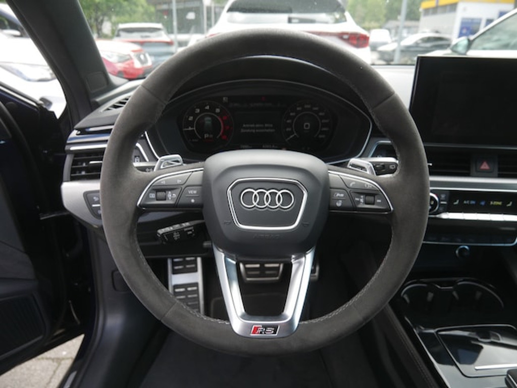 Audi RS4