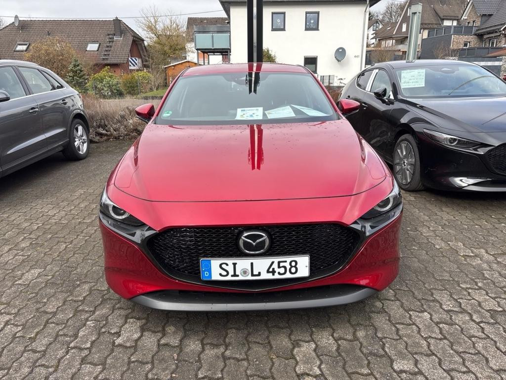 Mazda 3 SkyActiv Exclusive-line 2.5L e-Skyactiv