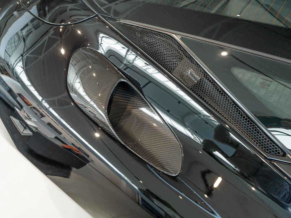 McLaren GTS