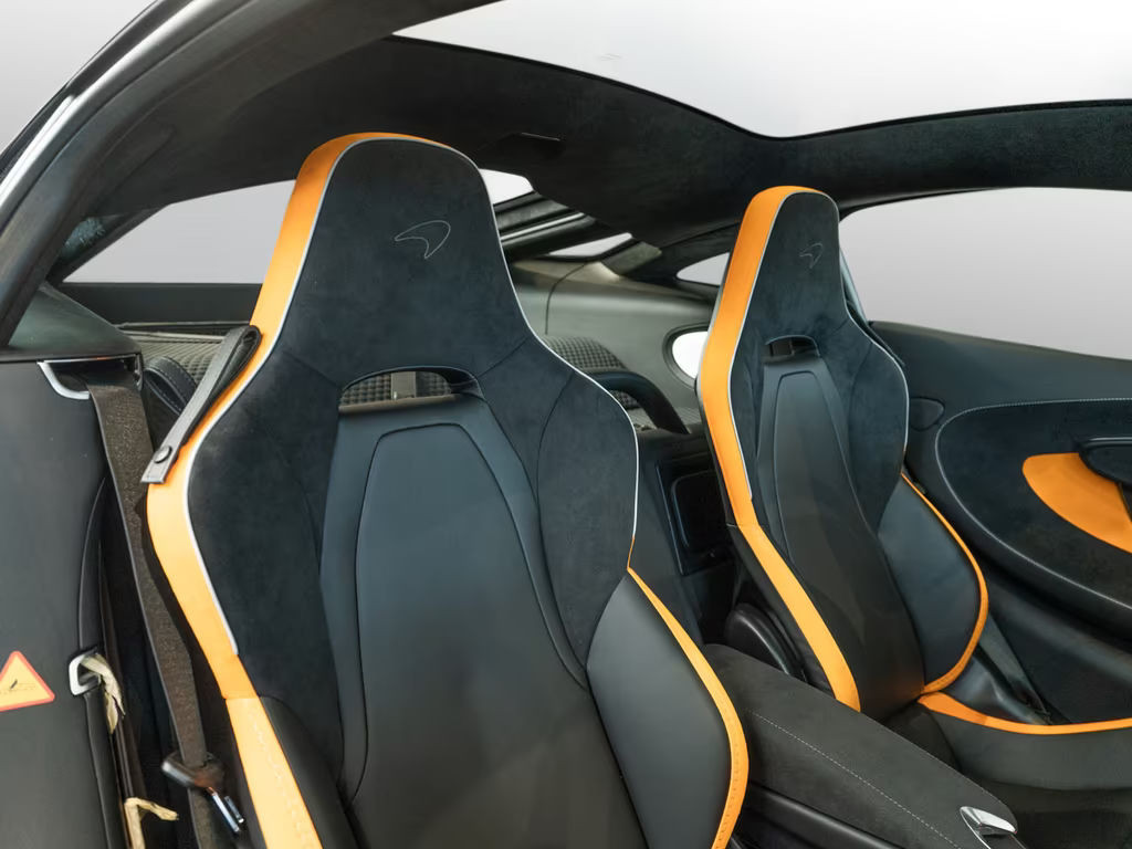 McLaren GTS