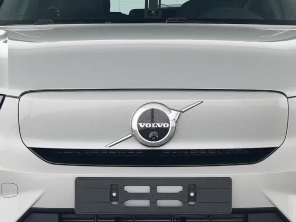 Volvo EX40