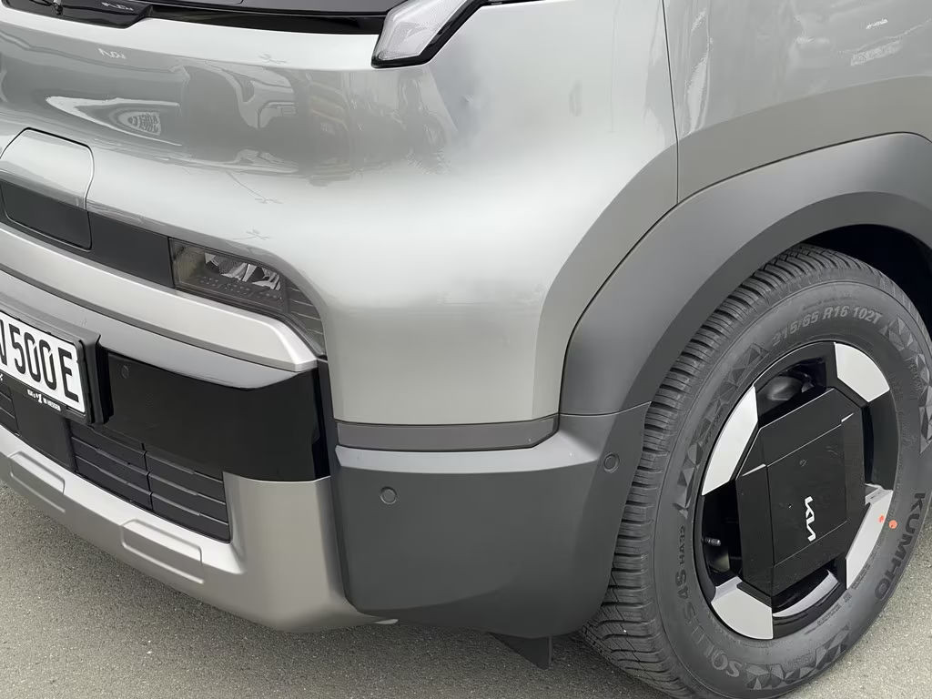 Kia PV5 Passenger