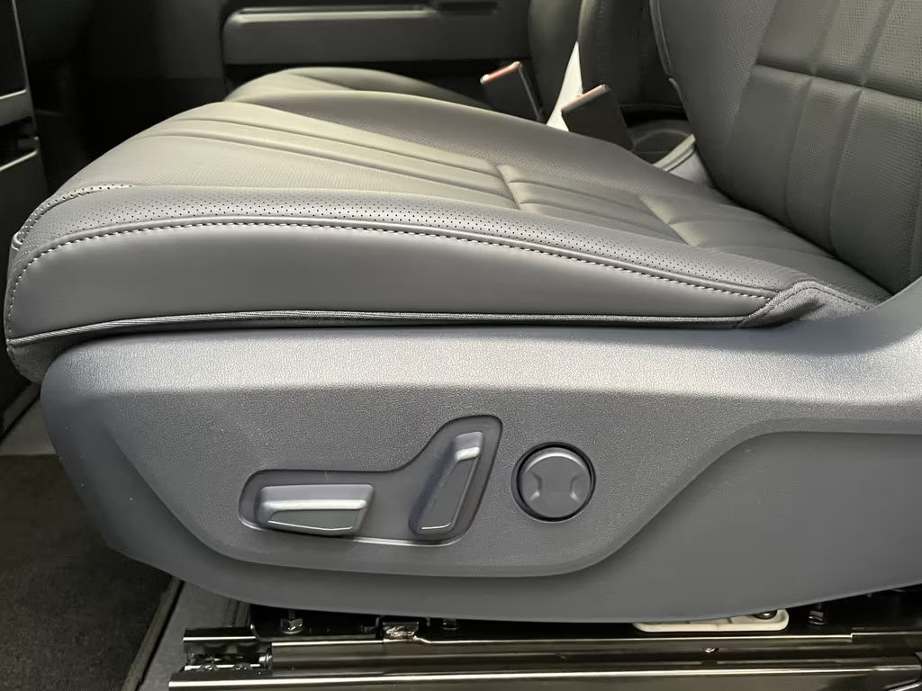 Kia PV5 Passenger