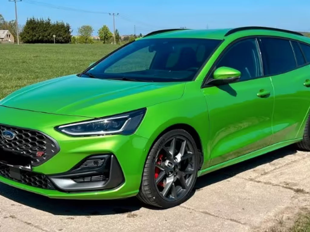 Ford Focus Wagon ST Line