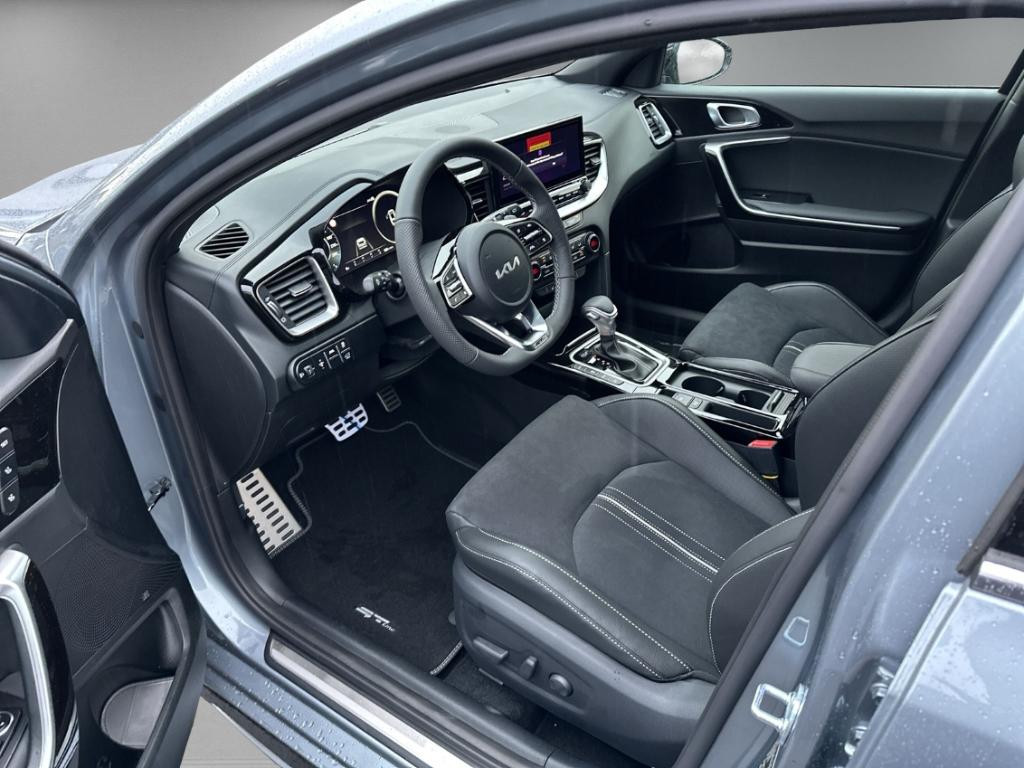 Kia ProCeed