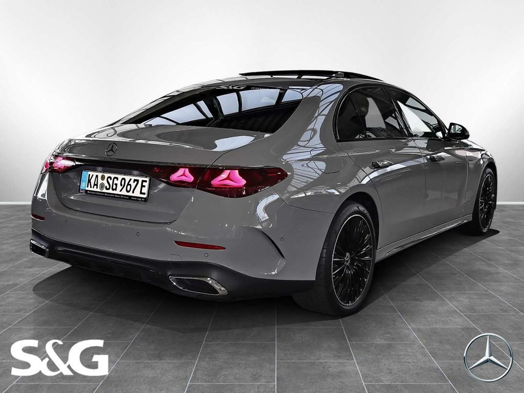 Mercedes-Benz E-Klasse E 300 AMG Line E 300 de Sedan
