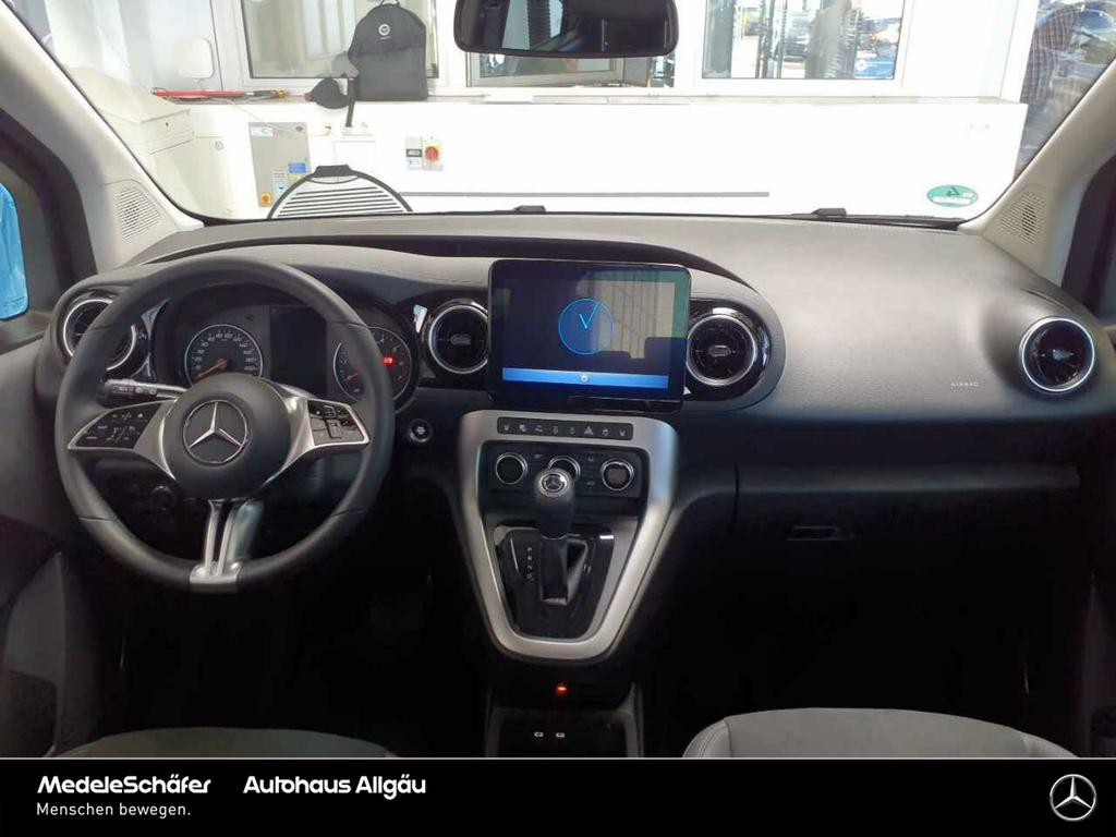 Mercedes-Benz T 180