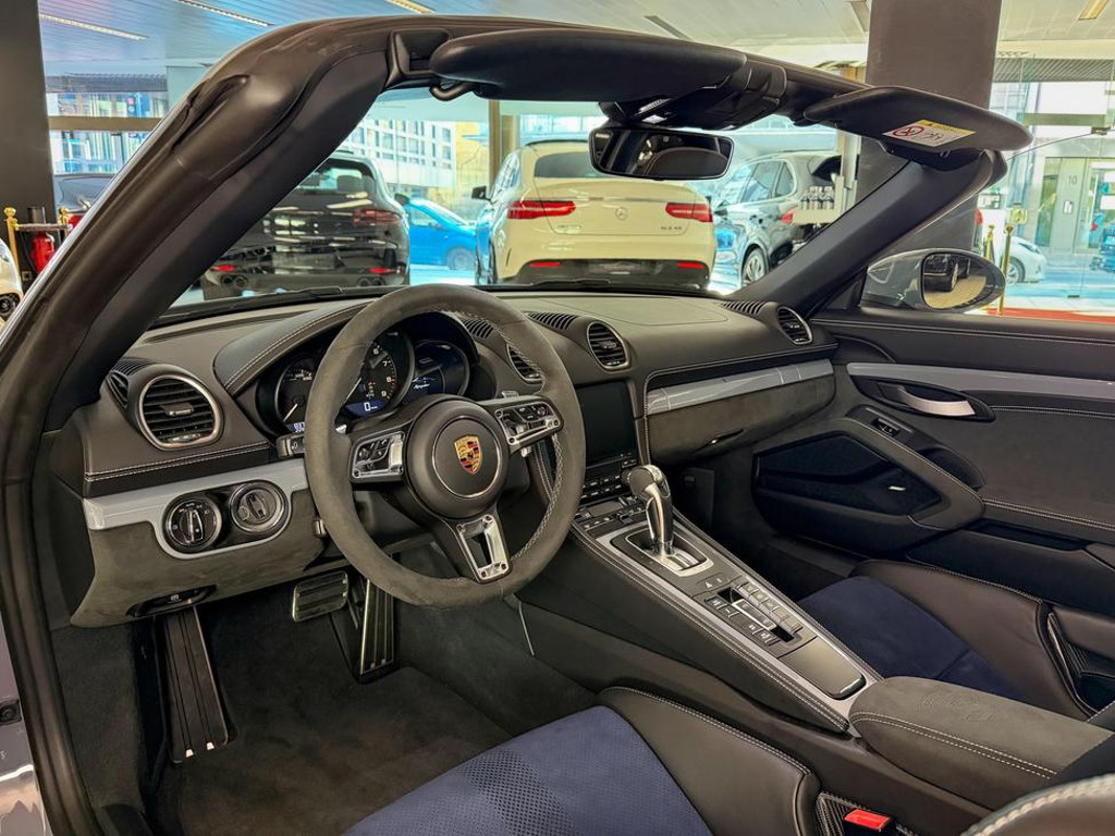 Porsche Boxster