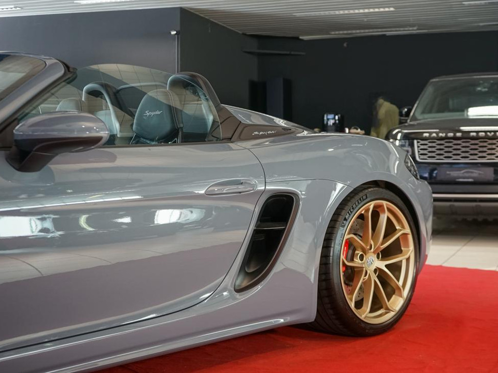 Porsche Boxster