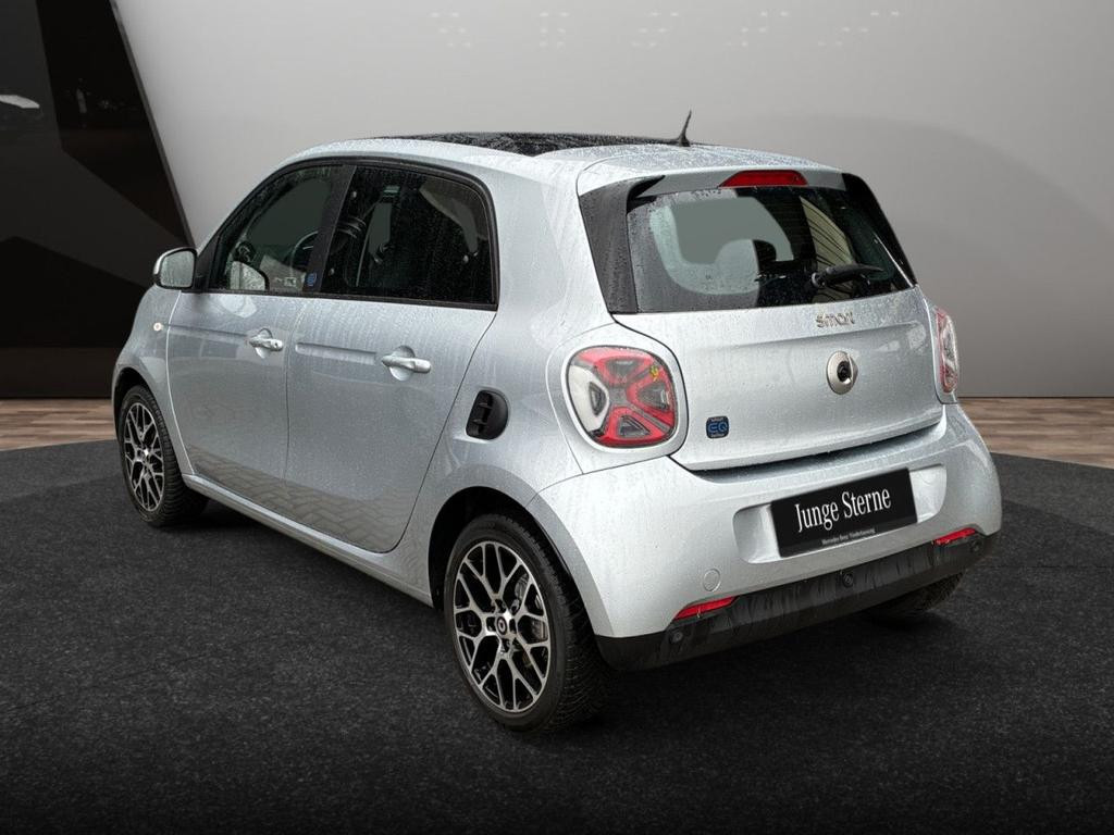 Smart EQ forfour