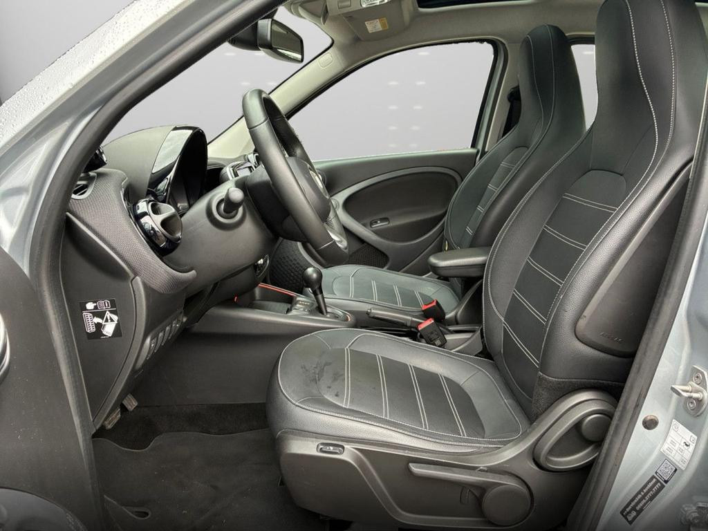 Smart EQ forfour