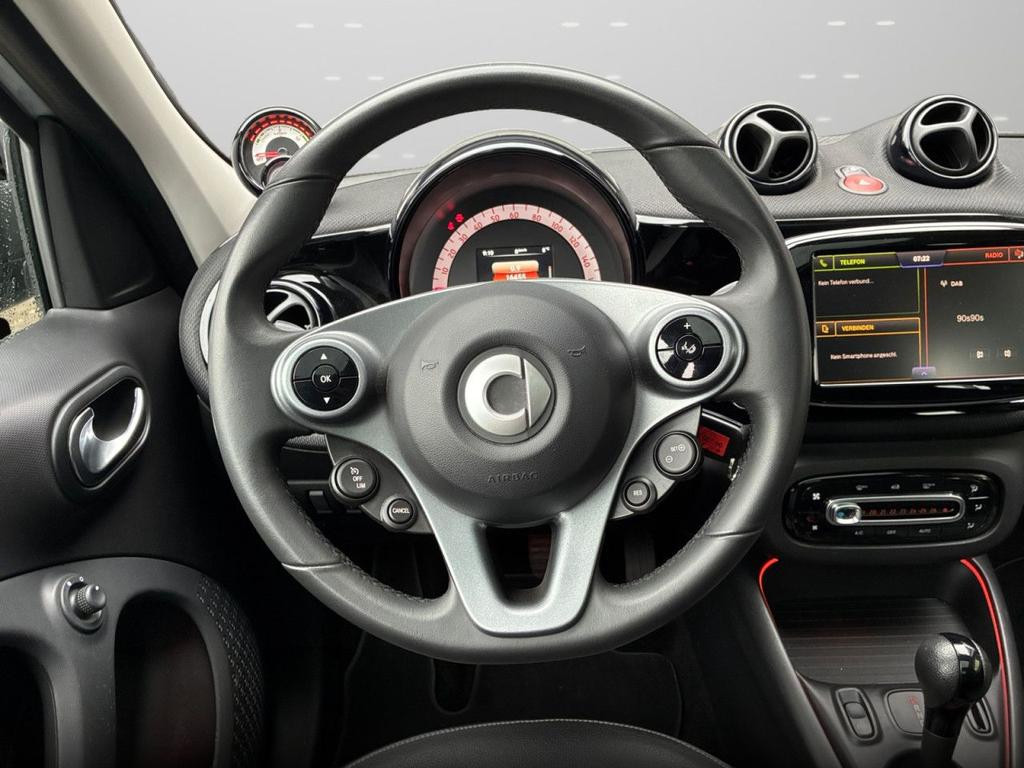 Smart EQ forfour