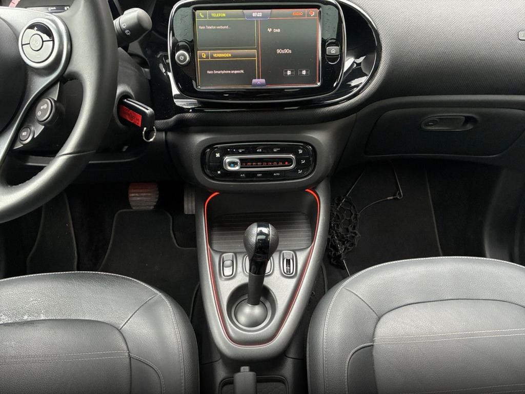 Smart EQ forfour