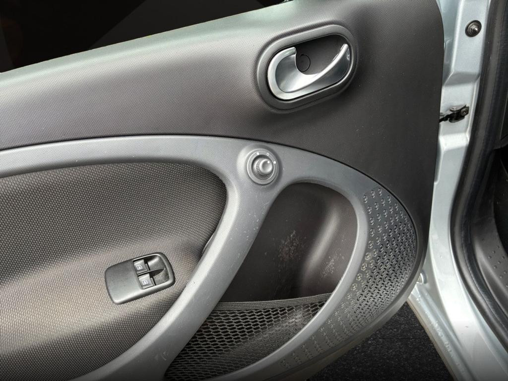 Smart EQ forfour