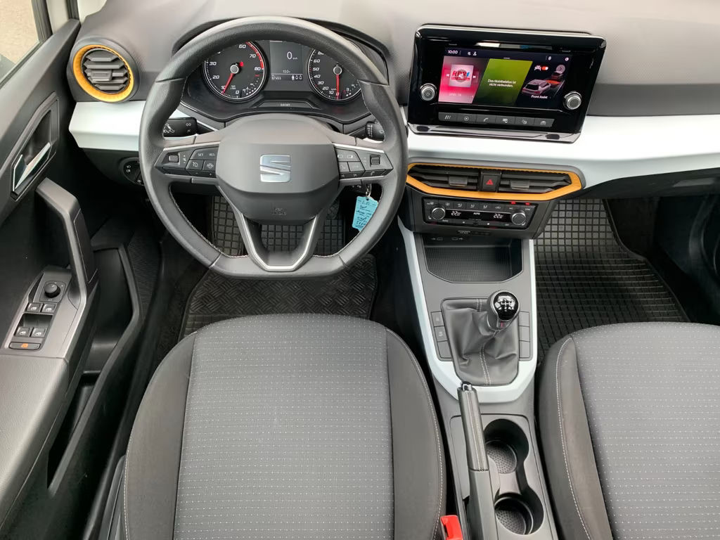Seat Arona