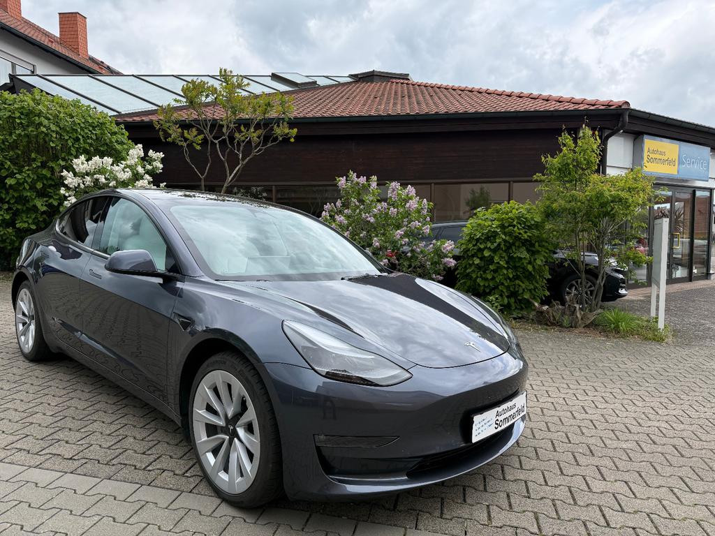 Tesla Model 3 Dual Motor AWD
