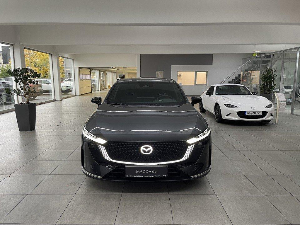 Mazda 6e