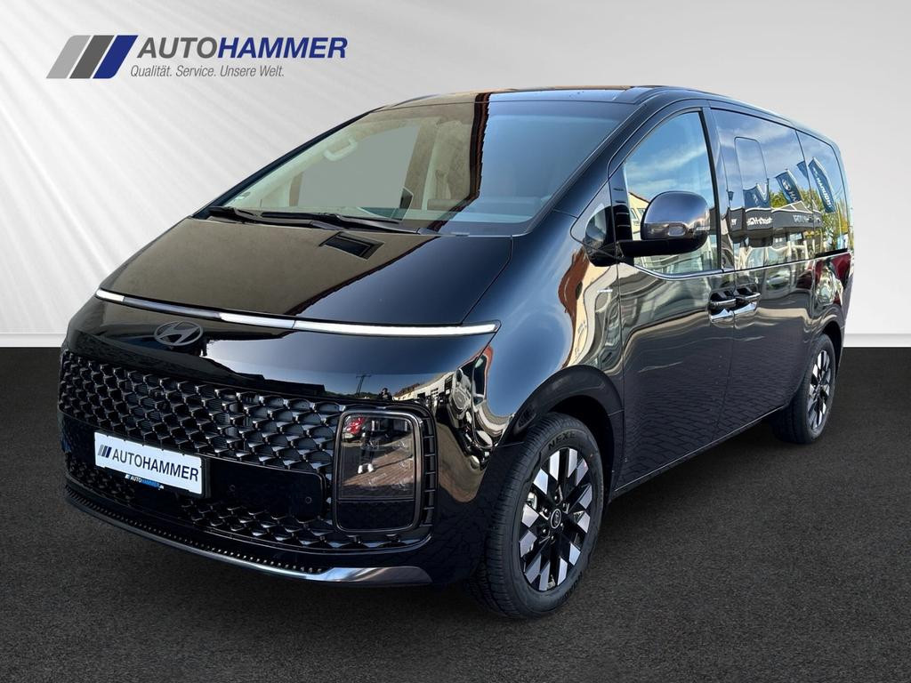 Hyundai Staria Signature