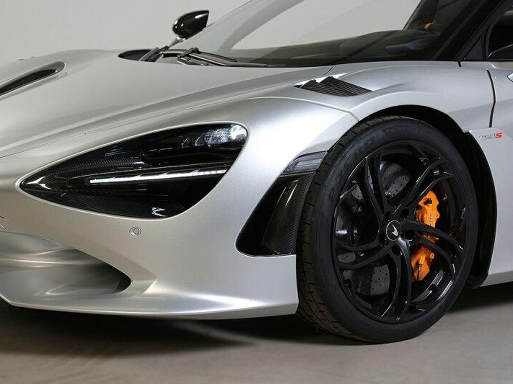 McLaren 750S