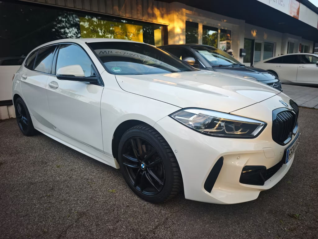 BMW 1 Serie 118 M-Sport Sedan 118d