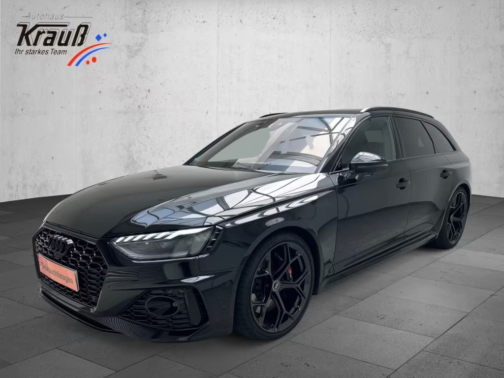 Audi RS4 Avant Quattro Competition
