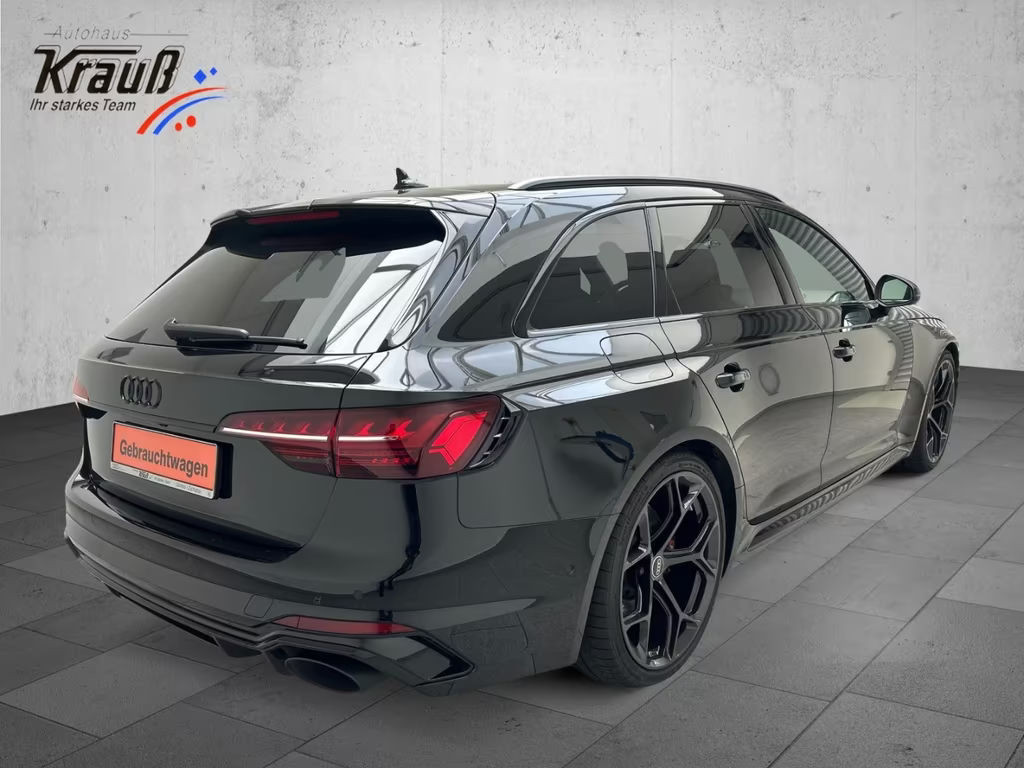 Audi RS4