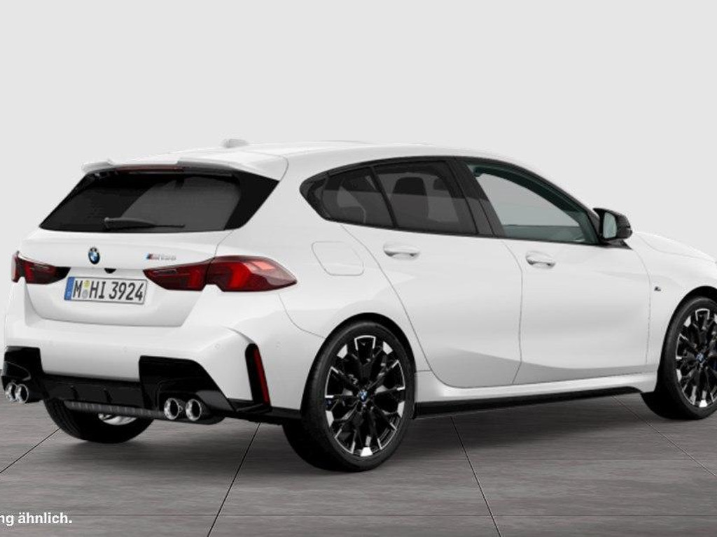 BMW 1 Serie 135 M-Sport xDrive Sedan 135i