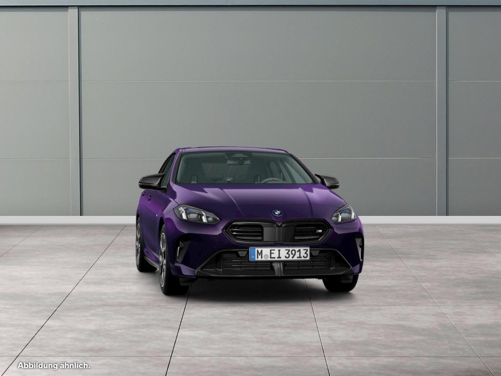 BMW M235