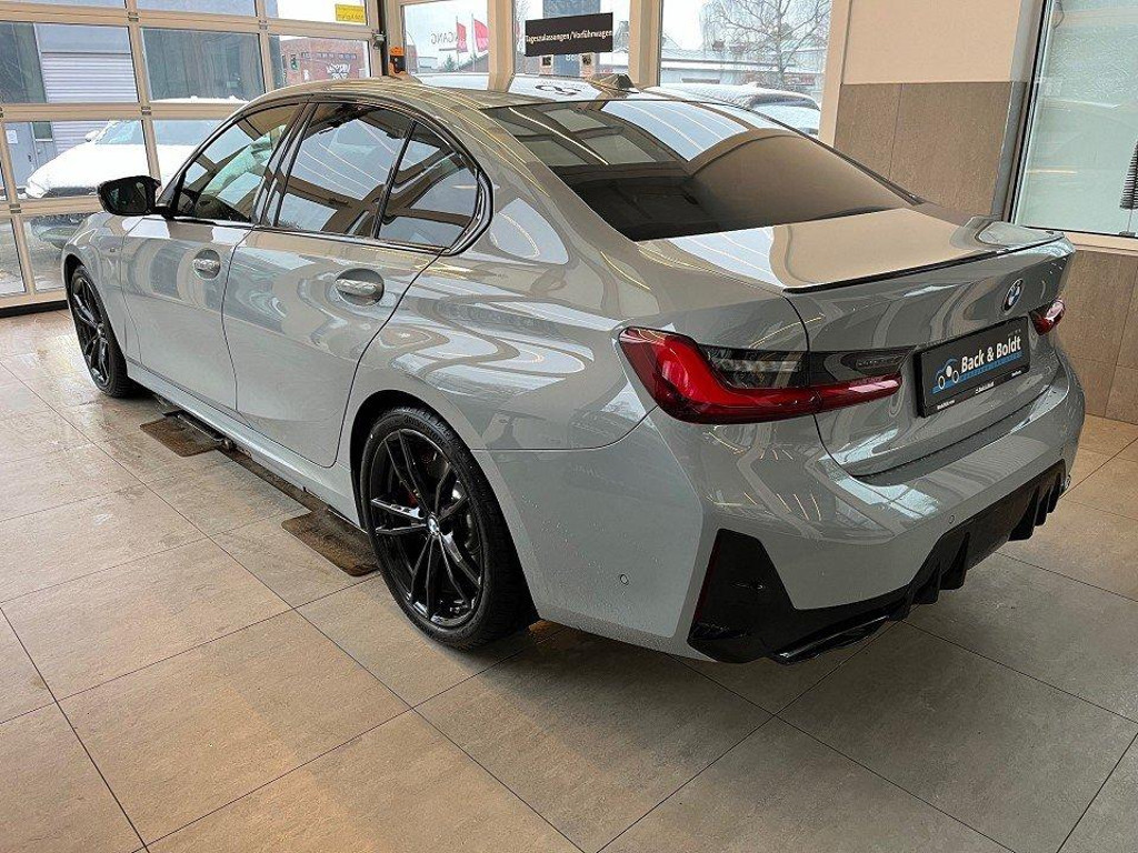 BMW M340