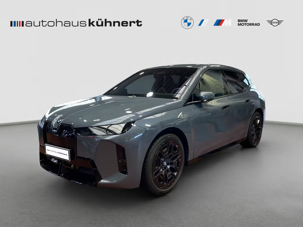 BMW iX