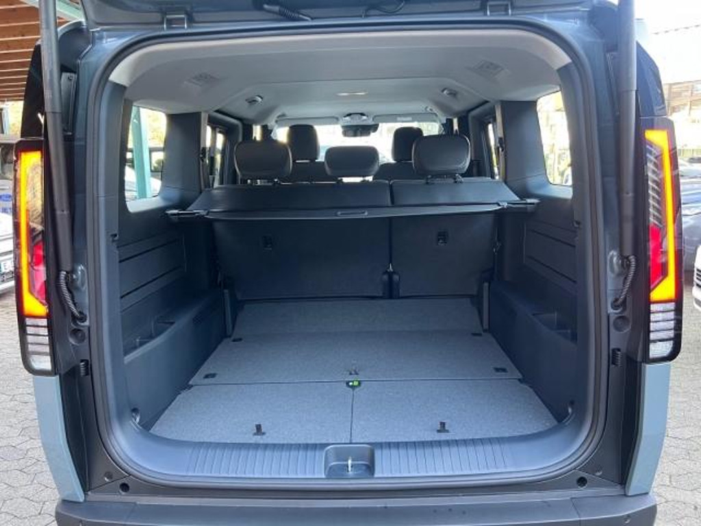 Kia PV5 Passenger