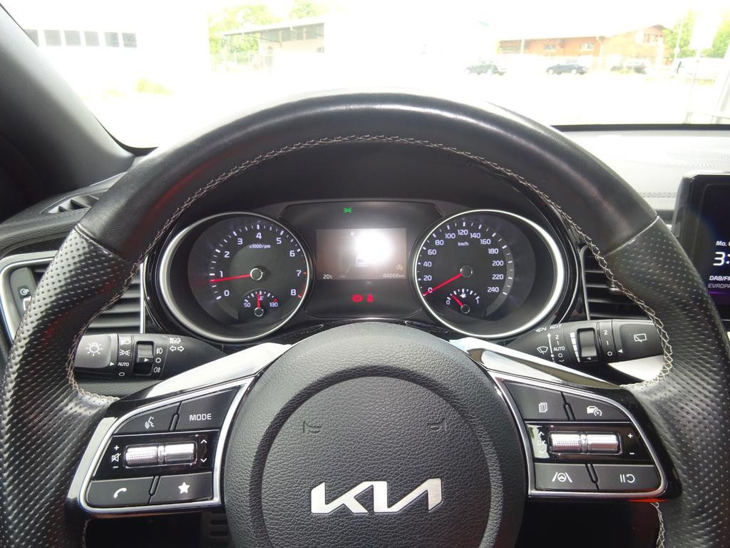 Kia ProCeed