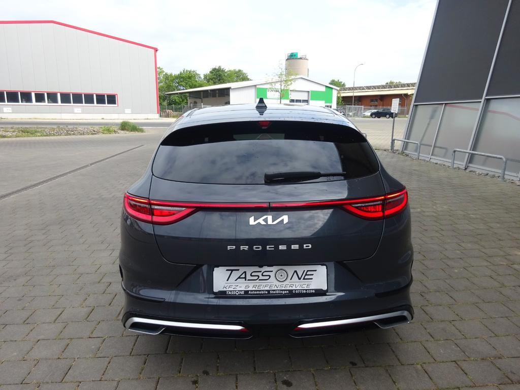 Kia ProCeed