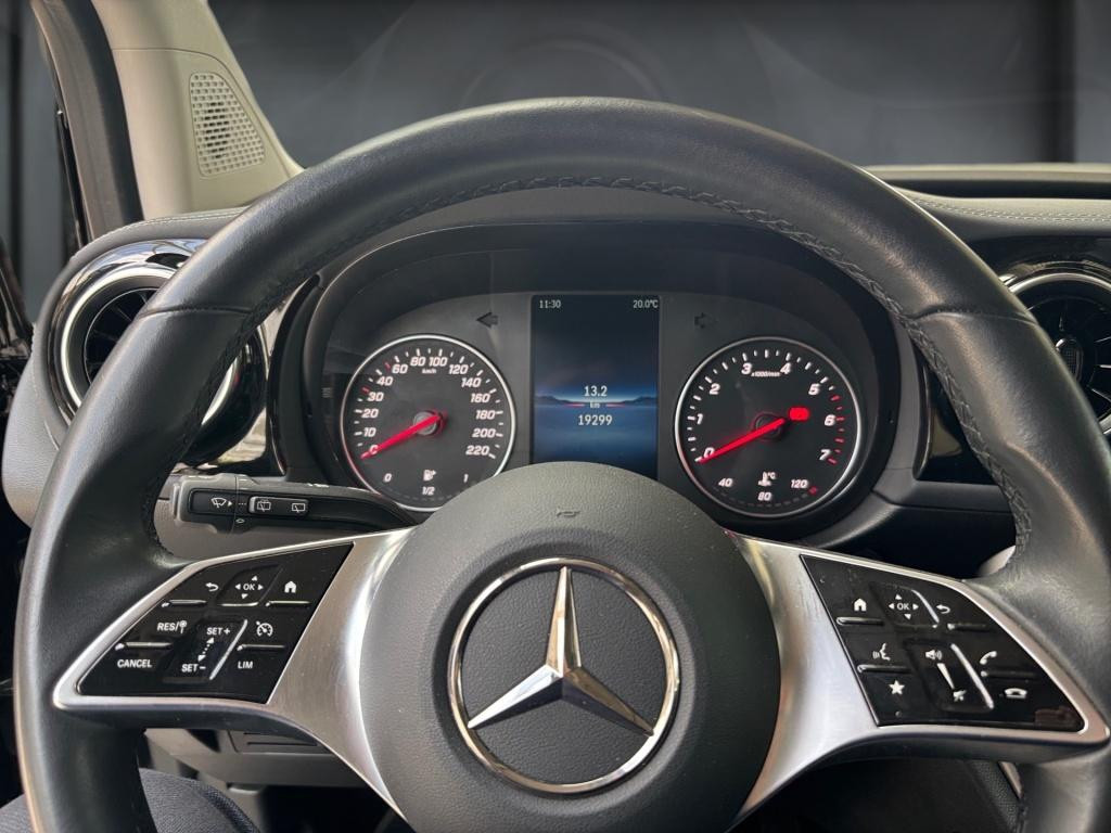 Mercedes-Benz T 180