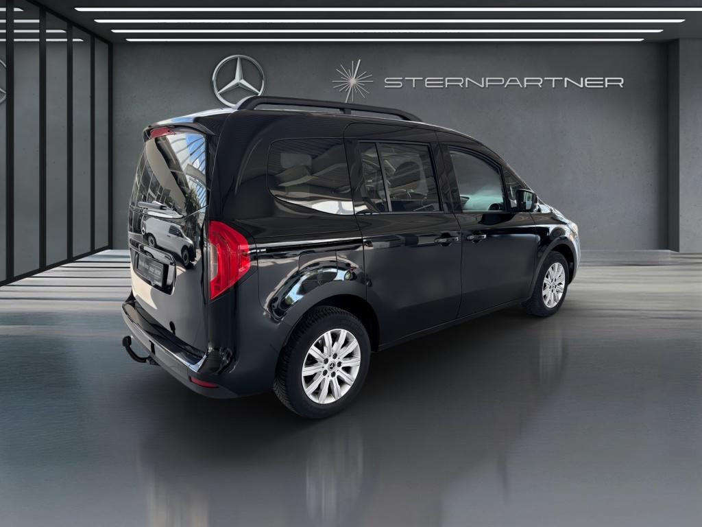 Mercedes-Benz T 180