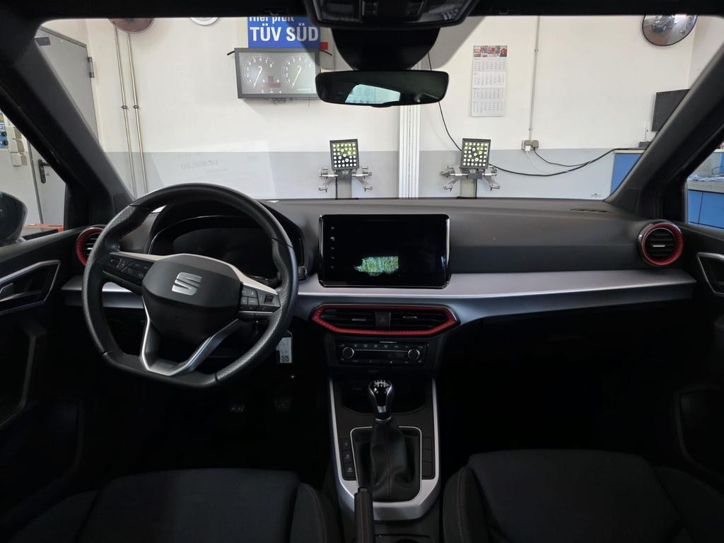 Seat Arona