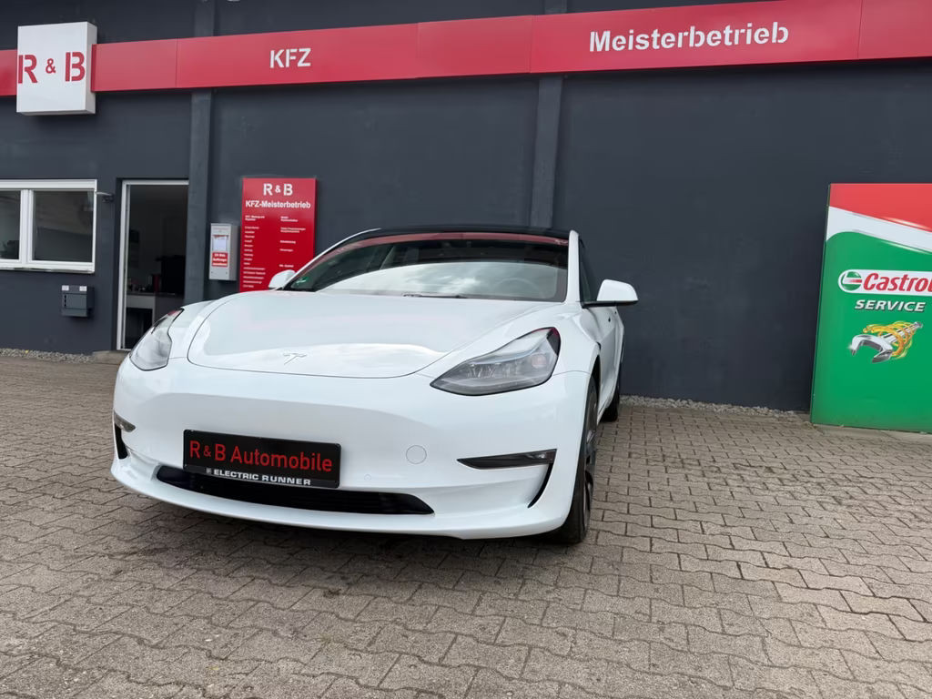 Tesla Model 3 Performance Dual Motor AWD