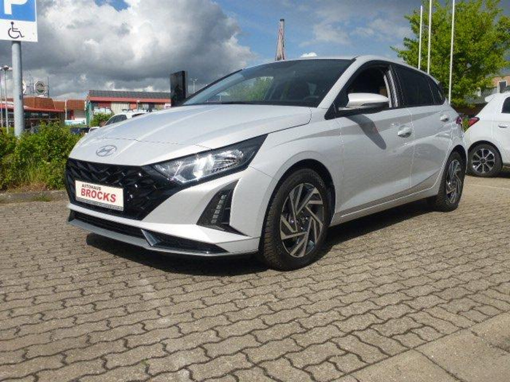 Hyundai i20 FL  DCT Klimaautomatik, Kamera, Lenkradheizu