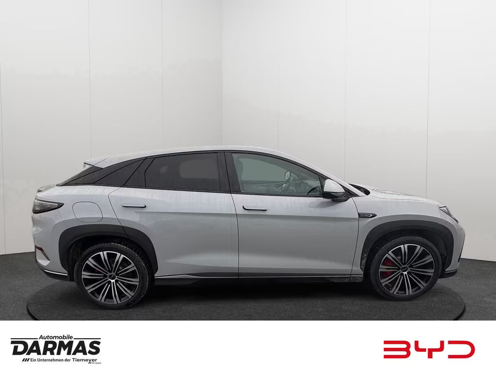 BYD Sealion 7