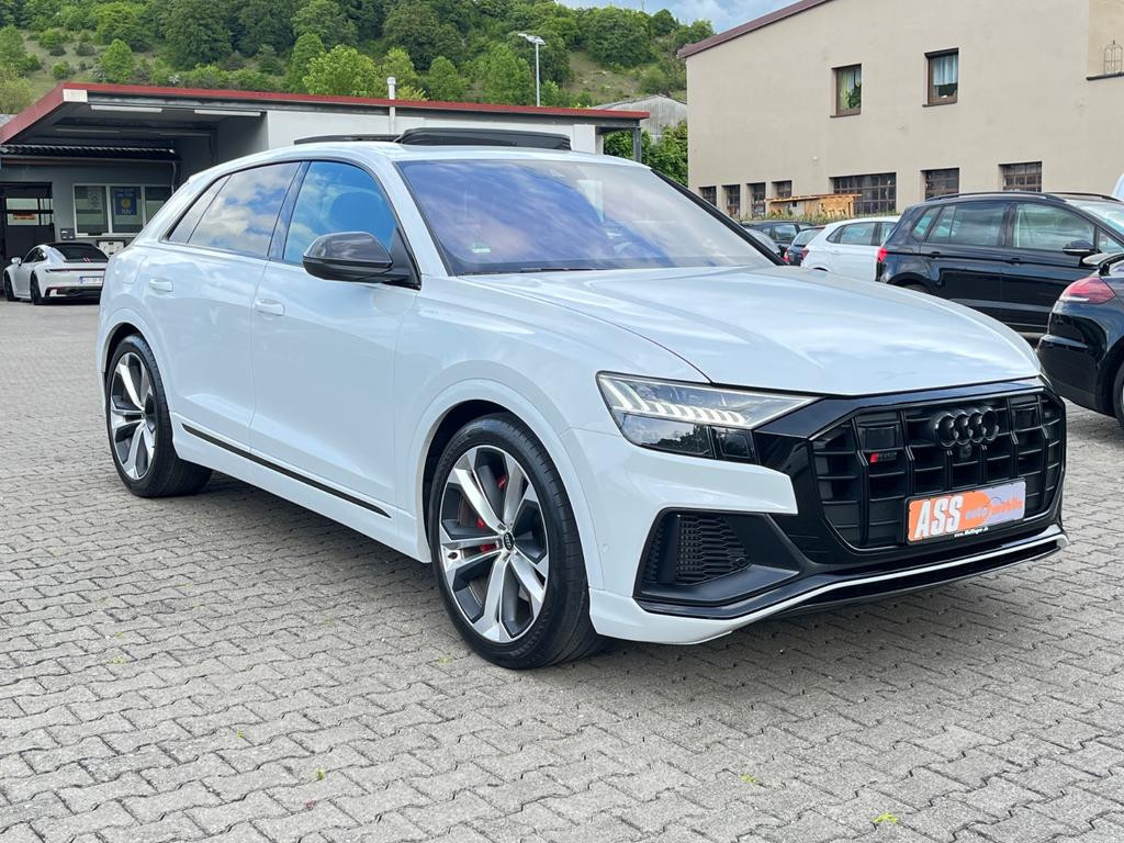 Audi SQ8