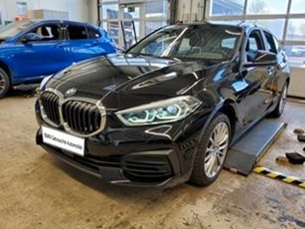 BMW 1 Serie 120 Advantage pakket Sedan 120d