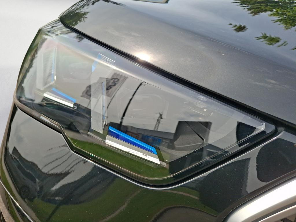 BMW iX2