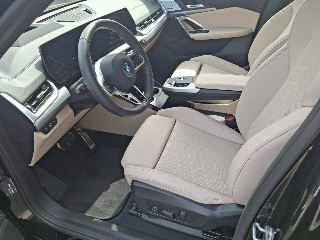 BMW iX2