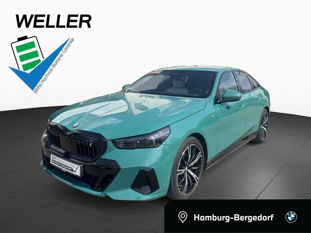 BMW i5 Sedan