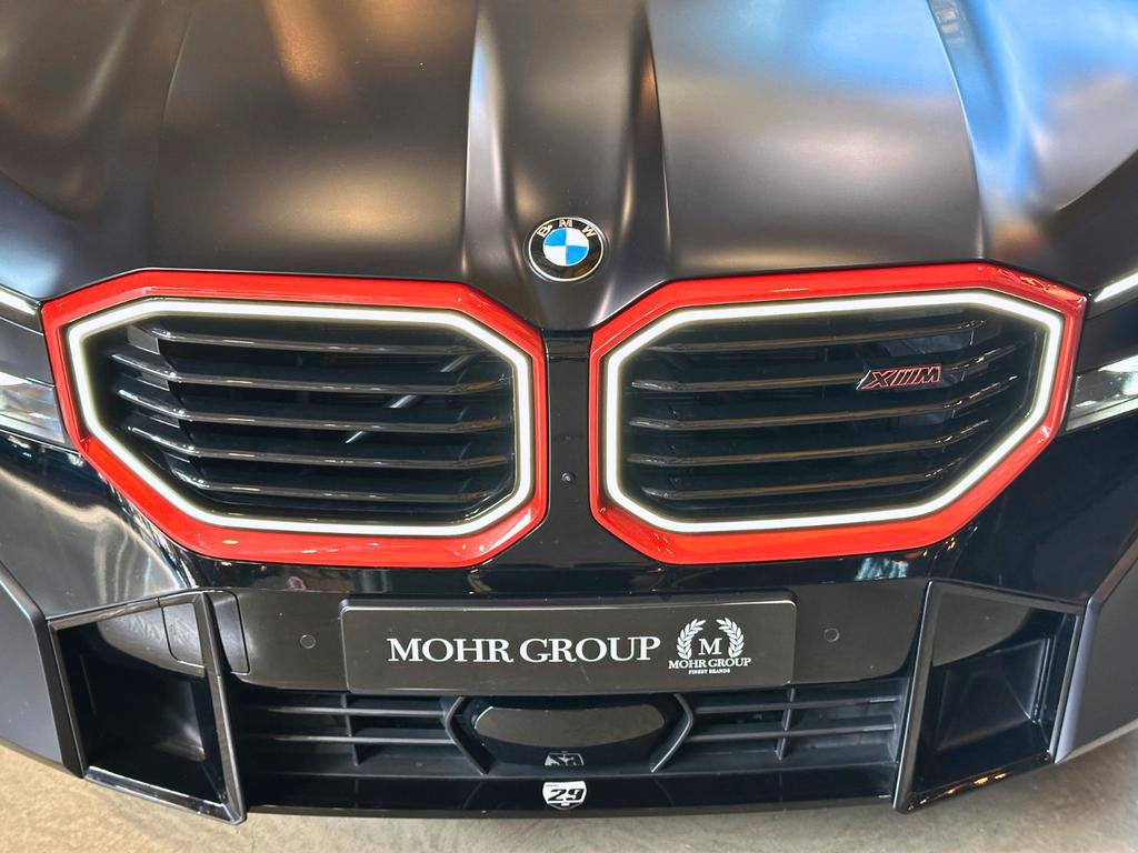 BMW XM